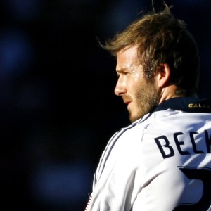 体育竞猜网站-浓眉哥王者归来！逆转之战铸就传奇，独行侠主场为之沸腾！浓眉哥王者归来！逆转之战铸就传奇，独行侠主场为之沸腾！